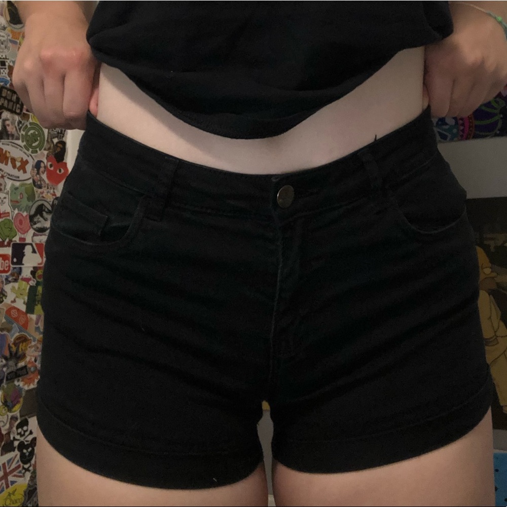 brand new rolled h&m shorts